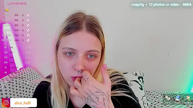 Alice Halle online show from February 4, 2025, 8:49 pm