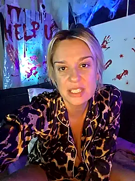 Snapshot of SpicyVicky chatting on October 19, 2025, 5:10 am SpicyVicky online show from October 19, 2025, 5:10 am