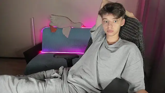 Snapshot of Liam_sexy1 chatting on September 22, 2025, 4:24 pm Liam sexy1 online show from September 22, 2025, 4:24 pm