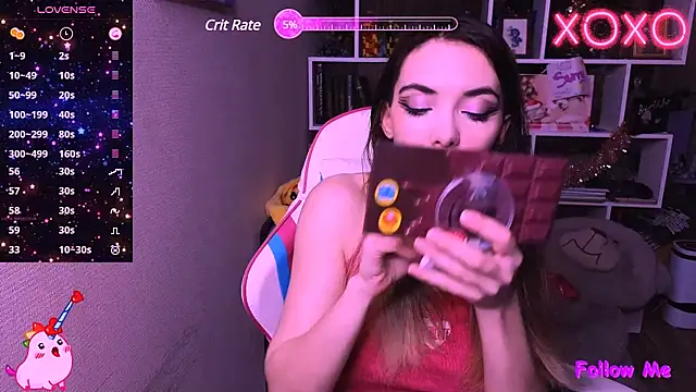 Snapshot of Sia_Shine chatting on February 15, 2025, 7:28 pm Sia Shine online show from February 15, 2025, 7:28 pm