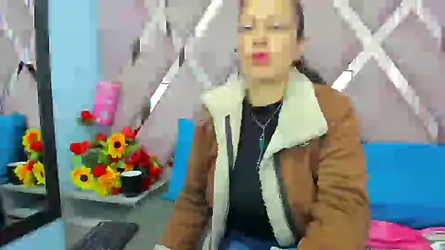 Snapshot of Mulan_sexy01 chatting on October 4, 2025, 1:12 pm Mulan sexy01 online show from October 4, 2025, 1:12 pm