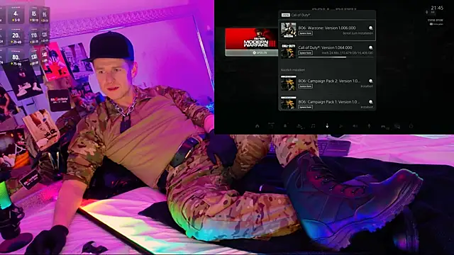 Snapshot of Fuc71 chatting on December 16, 2024, 8:48 pm Fuc71 online show from December 16, 2024, 8:48 pm
