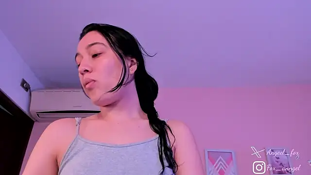 angeel fox online show from May 12, 2026, 2:30 am