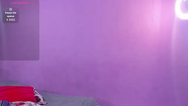 Snapshot of ambersmitx chatting on September 23, 2025, 2:13 pm ambersmitx online show from September 23, 2025, 2:13 pm