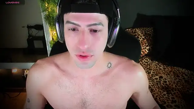 newjeff online show from April 16, 2026, 9:39 pm