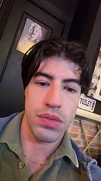 Snapshot of newjeff chatting on October 4, 2025, 11:28 pm newjeff online show from October 4, 2025, 11:28 pm