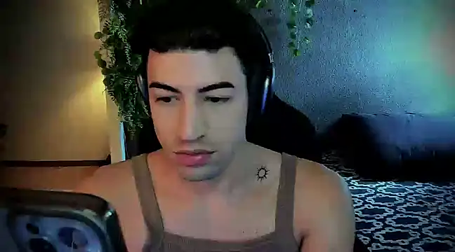 Snapshot of newjeff chatting on March 16, 2025, 2:33 pm newjeff online show from March 16, 2025, 2:33 pm