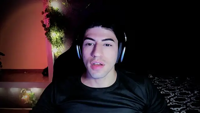 Snapshot of newjeff chatting on March 16, 2025, 12:34 am newjeff online show from March 16, 2025, 12:34 am