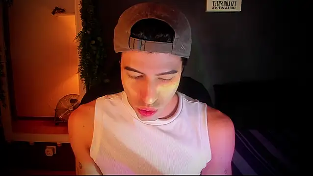 Snapshot of newjeff chatting on October 21, 2025, 5:45 pm newjeff online show from October 21, 2025, 5:45 pm