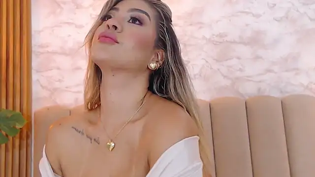 Snapshot of JoannaStanford chatting on September 20, 2025, 3:06 pm JoannaStanford online show from September 20, 2025, 3:06 pm