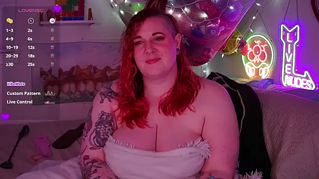 opalreigning online show from December 4, 2025, 8:57 am