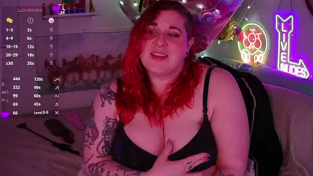 opalreigning online show from November 26, 2025, 9:31 am