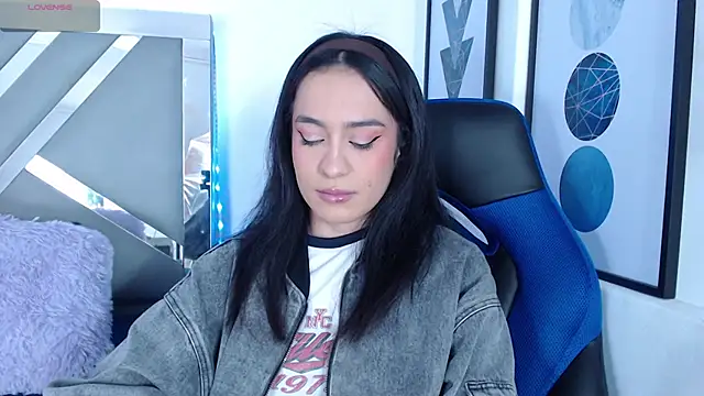 ZaraDames  online show from February 26, 2025, 4:19 am