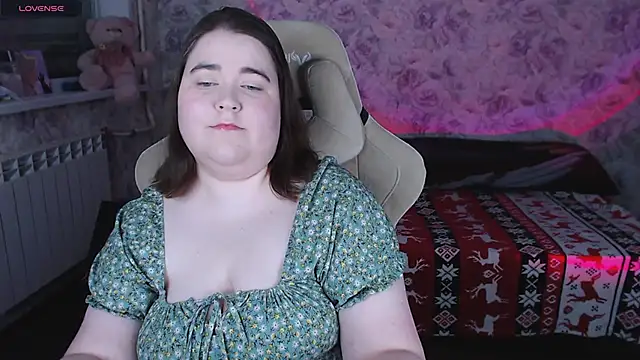 Estelle Hicks online show from March 14, 2026, 6:36 pm