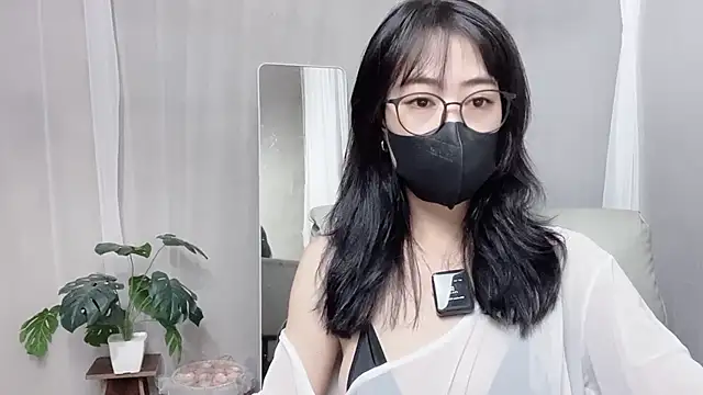 Snapshot of _minji_bae chatting on October 14, 2025, 6:41 pm minji bae online show from October 14, 2025, 6:41 pm