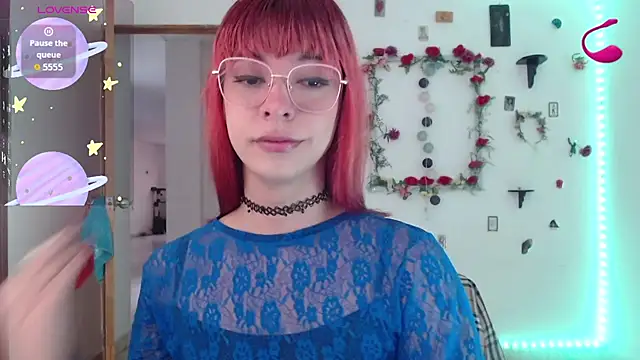 Snapshot of _GalyaX_ chatting on October 2, 2025, 1:58 pm GalyaX online show from October 2, 2025, 1:58 pm