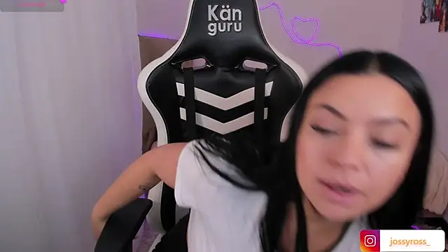 Snapshot of Victoryyy_ chatting on October 20, 2025, 3:34 pm Victoryyy  online show from October 20, 2025, 3:34 pm