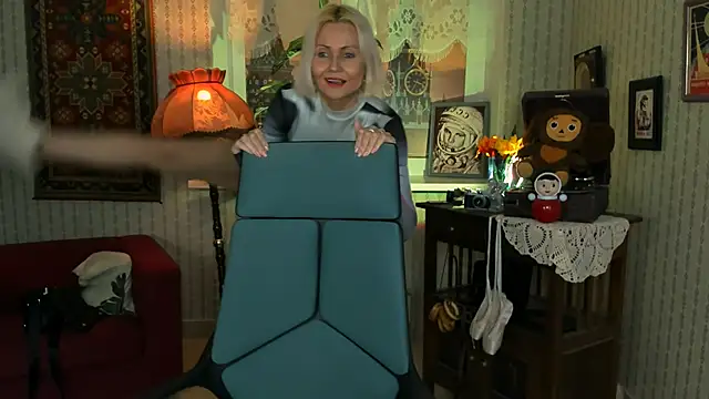 LilithLevite online show from March 4, 2025, 8:13 am