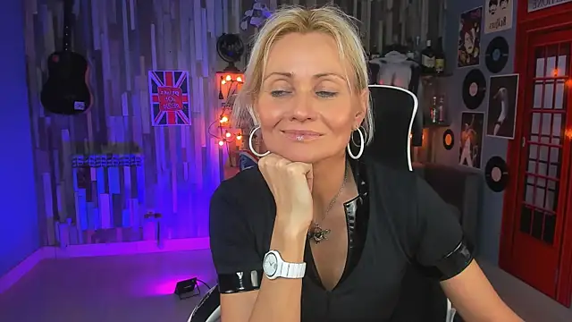 LilithLevite online show from February 1, 2025, 10:26 am