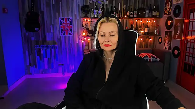 LilithLevite online show from February 10, 2025, 2:26 pm