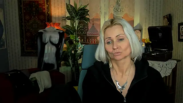 LilithLevite online show from February 8, 2025, 11:12 am