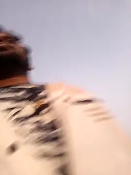 Snapshot of MeFeellove chatting on October 8, 2025, 12:28 pm MeFeellove online show from October 8, 2025, 12:28 pm