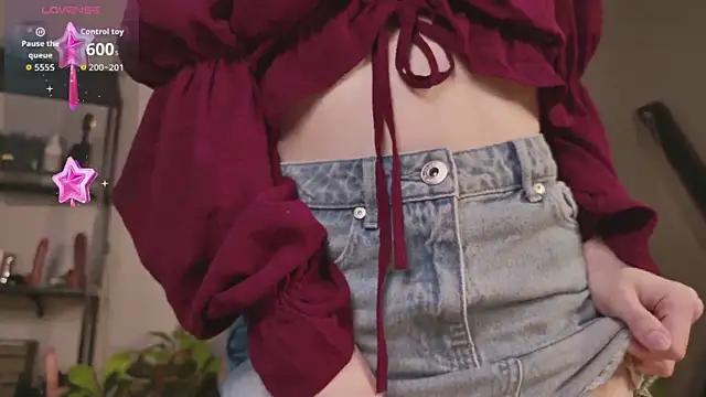 EvaSelin online show from October 3, 2025, 5:20 am