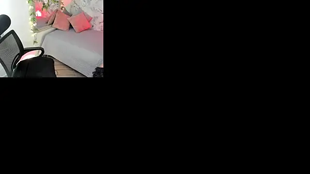 Bella desi  online show from June 2, 2026, 3:01 pm