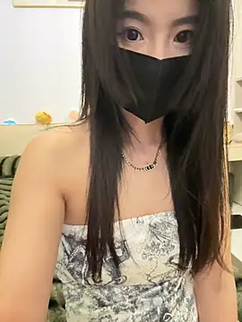 FeiFei-babe online show from March 6, 2025, 4:38 pm
