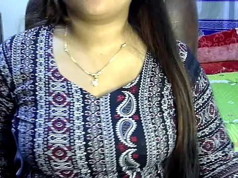 Snapshot of BengaliQueenStar chatting on February 16, 2025, 4:53 pm BengaliQueenStar online show from February 16, 2025, 4:53 pm
