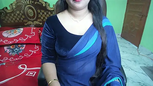 BengaliQueenStar online show from April 11, 2026, 9:46 am