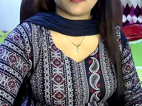 Snapshot of BengaliQueenStar chatting on March 22, 2025, 4:26 pm BengaliQueenStar online show from March 22, 2025, 4:26 pm
