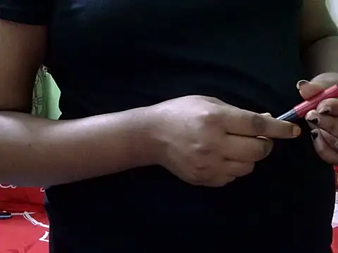 Snapshot of BengaliQueenStar chatting on October 1, 2025, 11:08 pm BengaliQueenStar online show from October 1, 2025, 11:08 pm