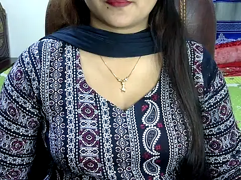 Snapshot of BengaliQueenStar chatting on February 24, 2025, 5:31 pm BengaliQueenStar online show from February 24, 2025, 5:31 pm