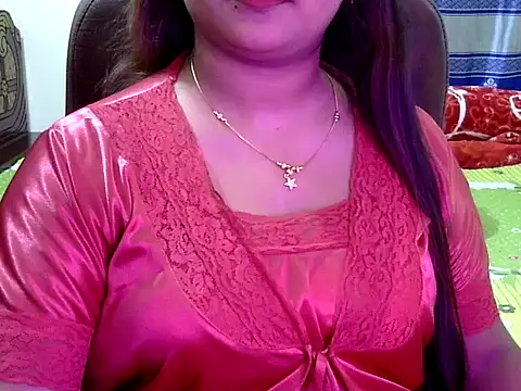 Snapshot of BengaliQueenStar chatting on February 13, 2025, 10:00 pm BengaliQueenStar online show from February 13, 2025, 10:00 pm
