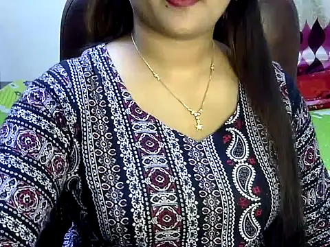 Snapshot of BengaliQueenStar chatting on March 22, 2025, 7:42 pm BengaliQueenStar online show from March 22, 2025, 7:42 pm