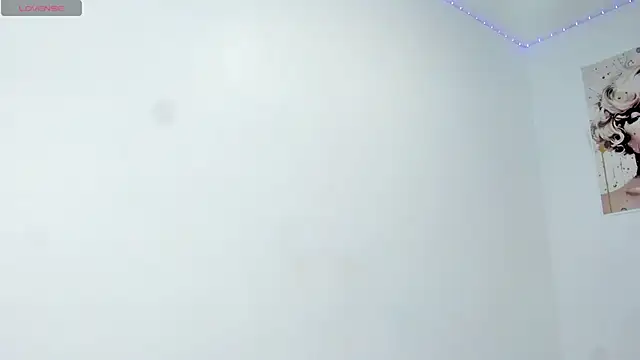 Snapshot of Alaiawhites chatting on March 5, 2025, 11:27 pm Alaiawhites online show from March 5, 2025, 11:27 pm