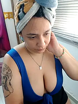 marta201 alfaro online show from October 12, 2025, 3:02 pm