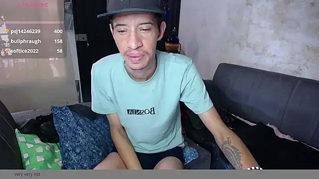 Snapshot of master_and_sumisse chatting on October 11, 2025, 12:06 pm master and sumisse online show from October 11, 2025, 12:06 pm