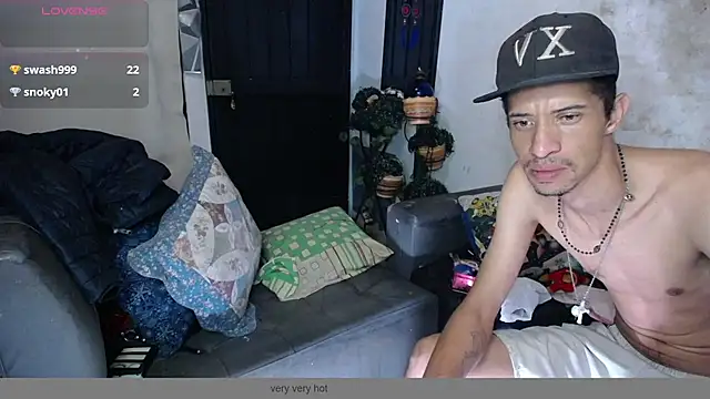 Snapshot of master_and_sumisse chatting on October 19, 2025, 2:36 am master and sumisse online show from October 19, 2025, 2:36 am