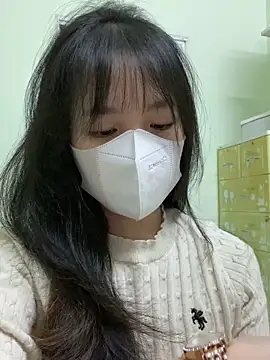 minmin2kk5 online show from March 13, 2025, 8:04 am
