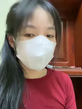 minmin2kk5 online show from March 6, 2025, 2:40 pm
