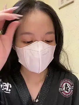 minmin2kk5 online show from September 20, 2025, 3:28 pm