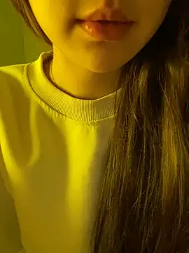 Snapshot of minmin2kk5 chatting on February 22, 2026, 3:13 pm minmin2kk5 online show from February 22, 2026, 3:13 pm