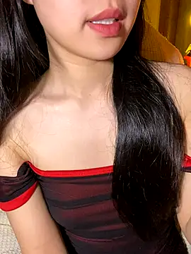 minmin2kk5 online show from November 14, 2025, 3:05 pm