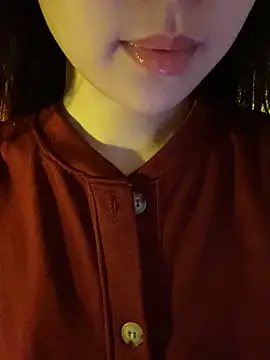 Snapshot of minmin2kk5 chatting on February 25, 2026, 2:01 am minmin2kk5 online show from February 25, 2026, 2:01 am