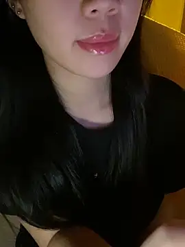 minmin2kk5 online show from November 3, 2025, 3:15 pm