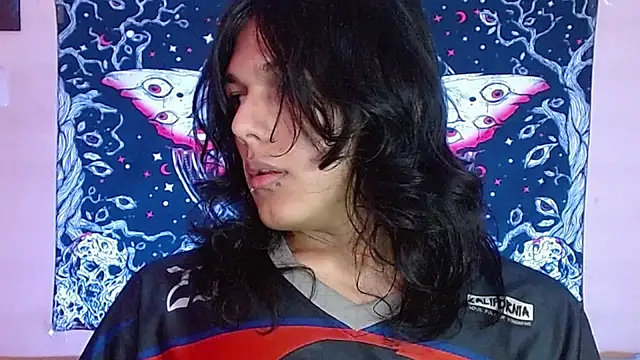 daiki sx online show from October 5, 2025, 3:36 pm