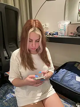 Livewithlucy online show from January 17, 2025, 12:42 pm