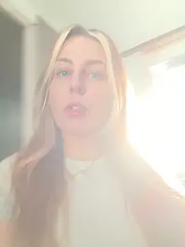 Livewithlucy online show from March 4, 2025, 3:37 pm